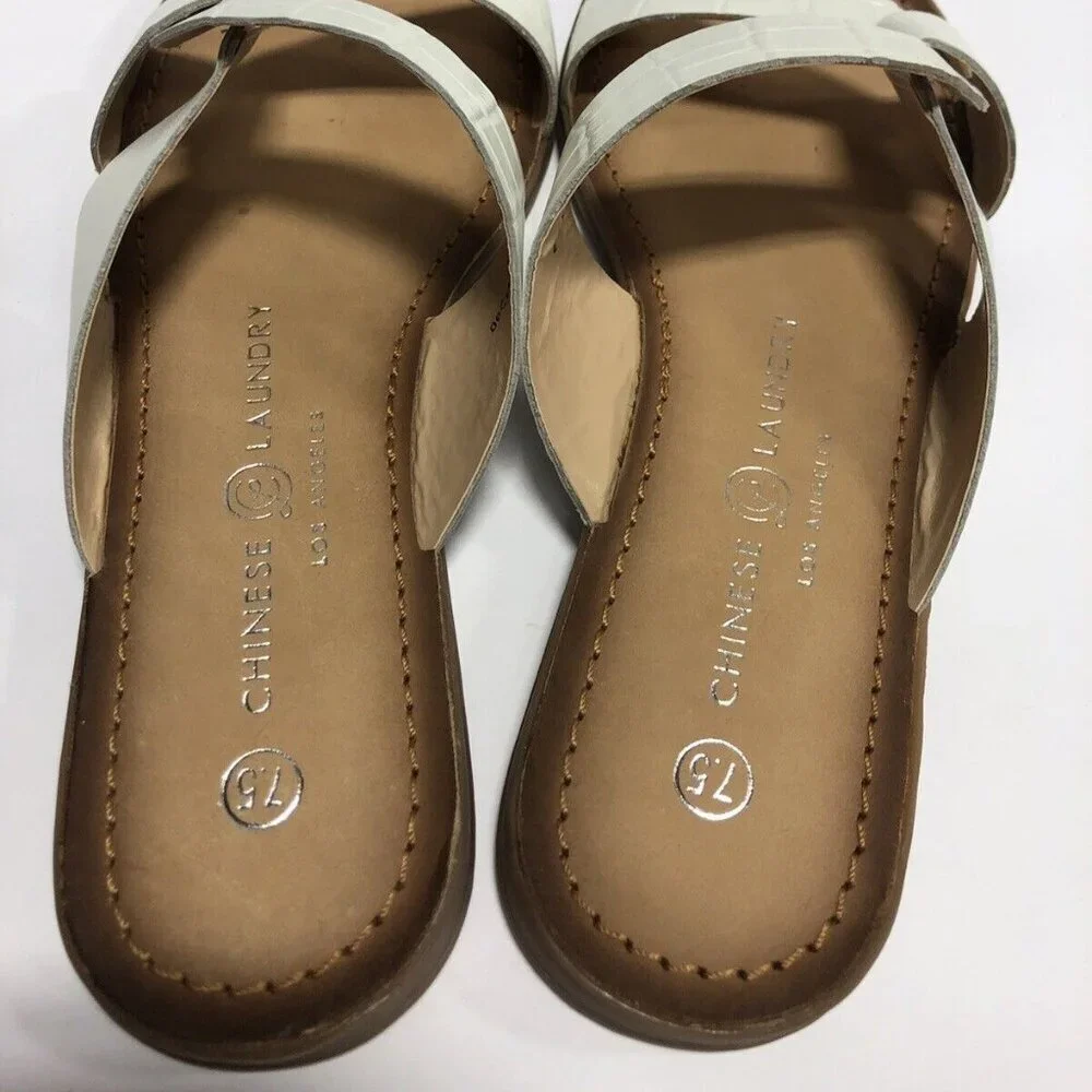 Chinese Laundry Women’s Ponder Slide Sandals White Size 7.5 M
